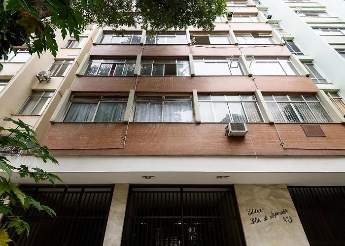 2 Quartos Em Copacabana Com Garagem | Bc 473/704 Rio de Janeiro